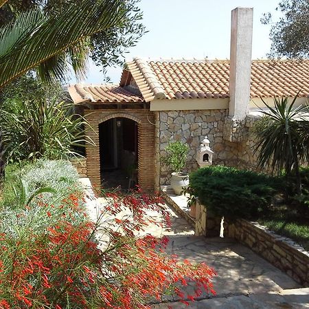 Mila La Villa Kástro Tornéze Exterior foto
