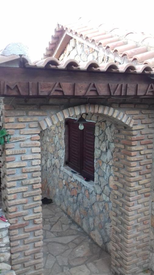 Mila La Villa Kástro Tornéze Exterior foto